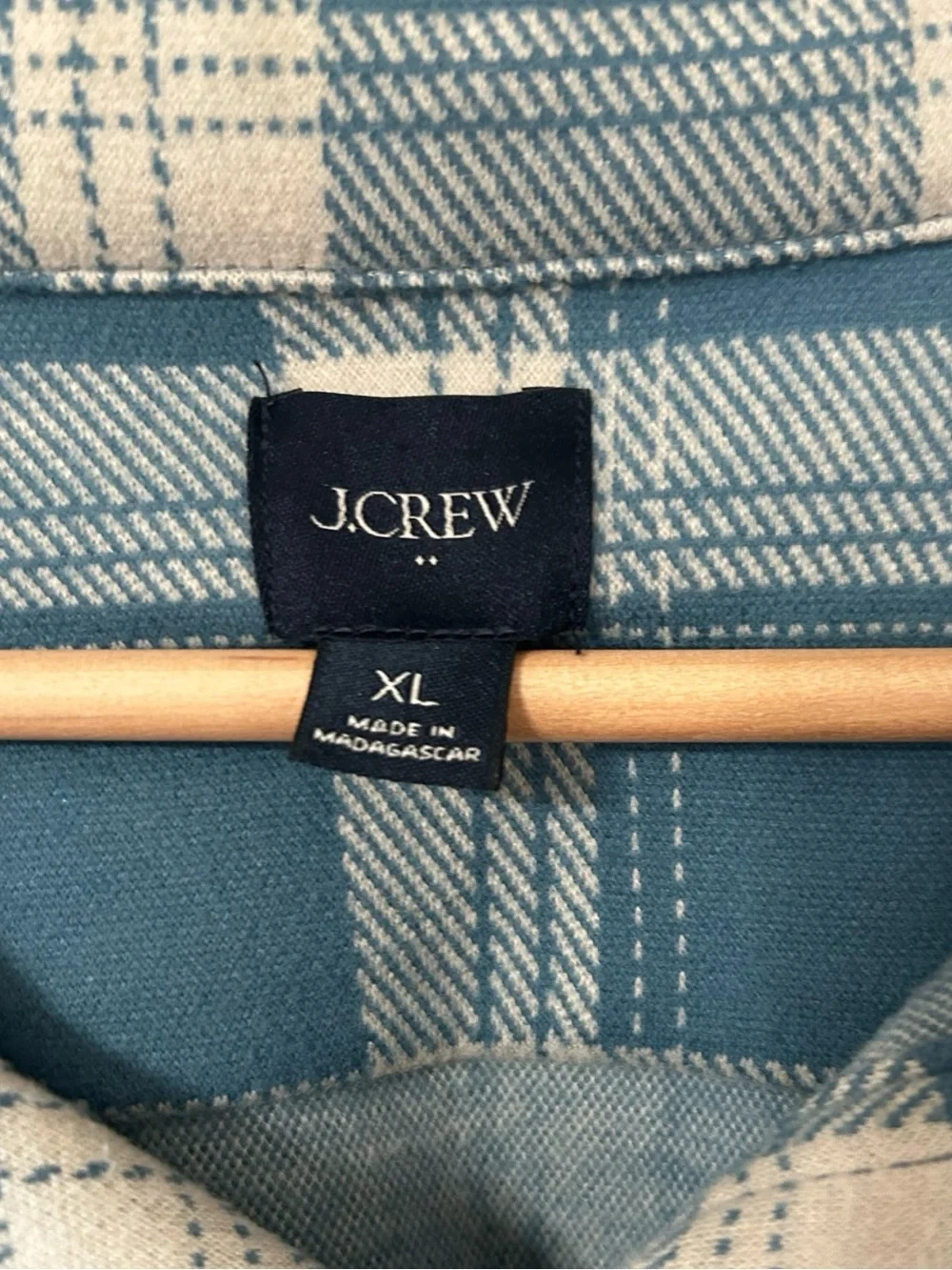 J.Crew Men’s Long-sleeve plaid flannel Shacket Blue Beige Size XL